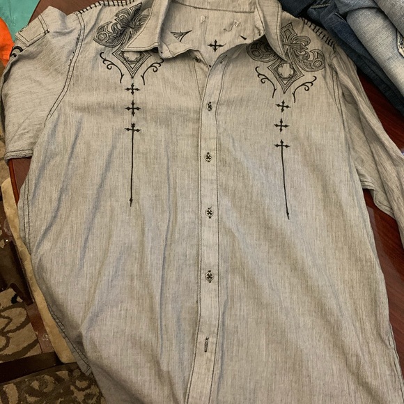 men’s shirts - Picture 5 of 8